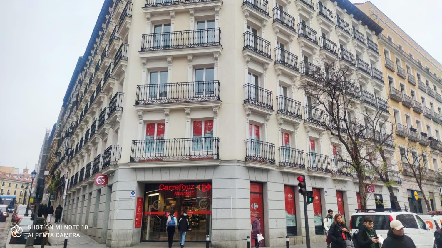 Alojamiento Central Madrid Exteriör bild